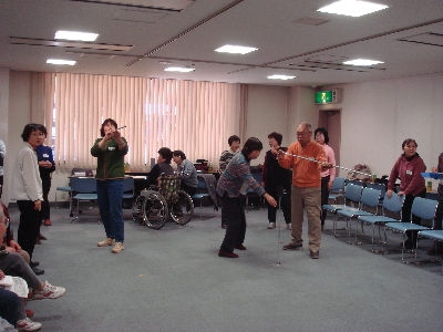 �ʐ^�F�`�[���΍R��Ō��N��������y����